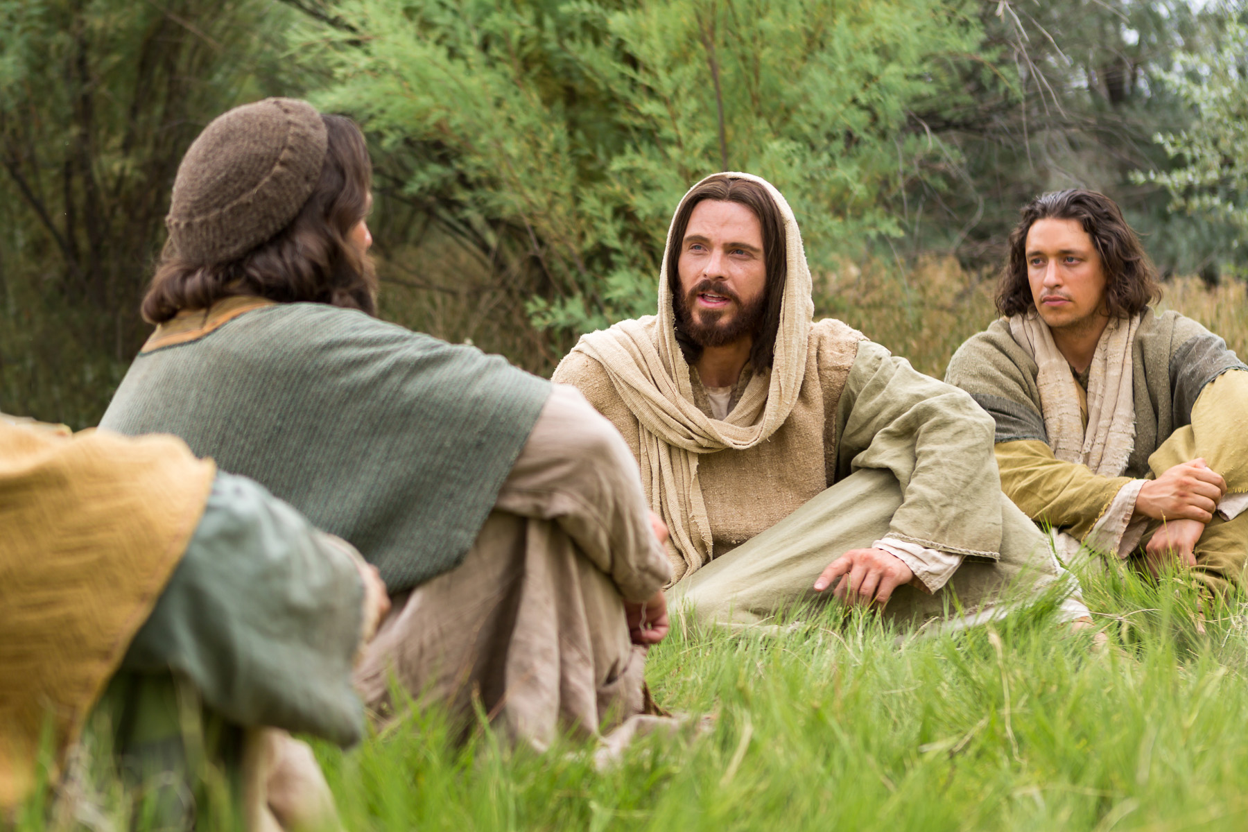Os Primeiros discípulos de Jesus I Leia o trecho em Jo 1, 35-42