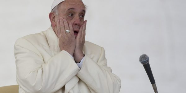 Papa Francisco: "Cristãos não precisam de horóscopo!"