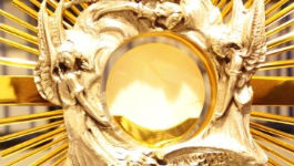 ¡Te invitamos a Adorar a Jesús!