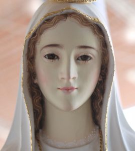Saiba como entregar tudo, os bens materiais e espirituais, na consagração total a Maria