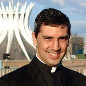Monsenhor Marcony é nomeado novo Bispo auxiliar de Brasília