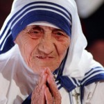 10 frases de Madre Teresa de Calcutá para rezar e pensar