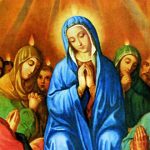A Virgem Maria, o coração que ama e reza!