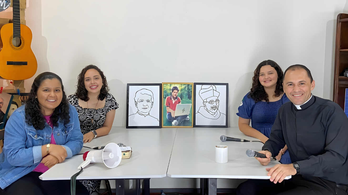 Podcast Vai falar por mim, mostrando que a santidade é possível. Episódio do Podcast Vai falar por mim, conduzido por Marcela Silva, Núbya Fonseca, Yasmin Meneses, jovens que vivem o pré-discipulado, além do Diácono Ângelo. Mostram que a santidade é possível.